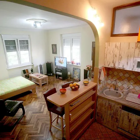 Tash Apartment Belgrade